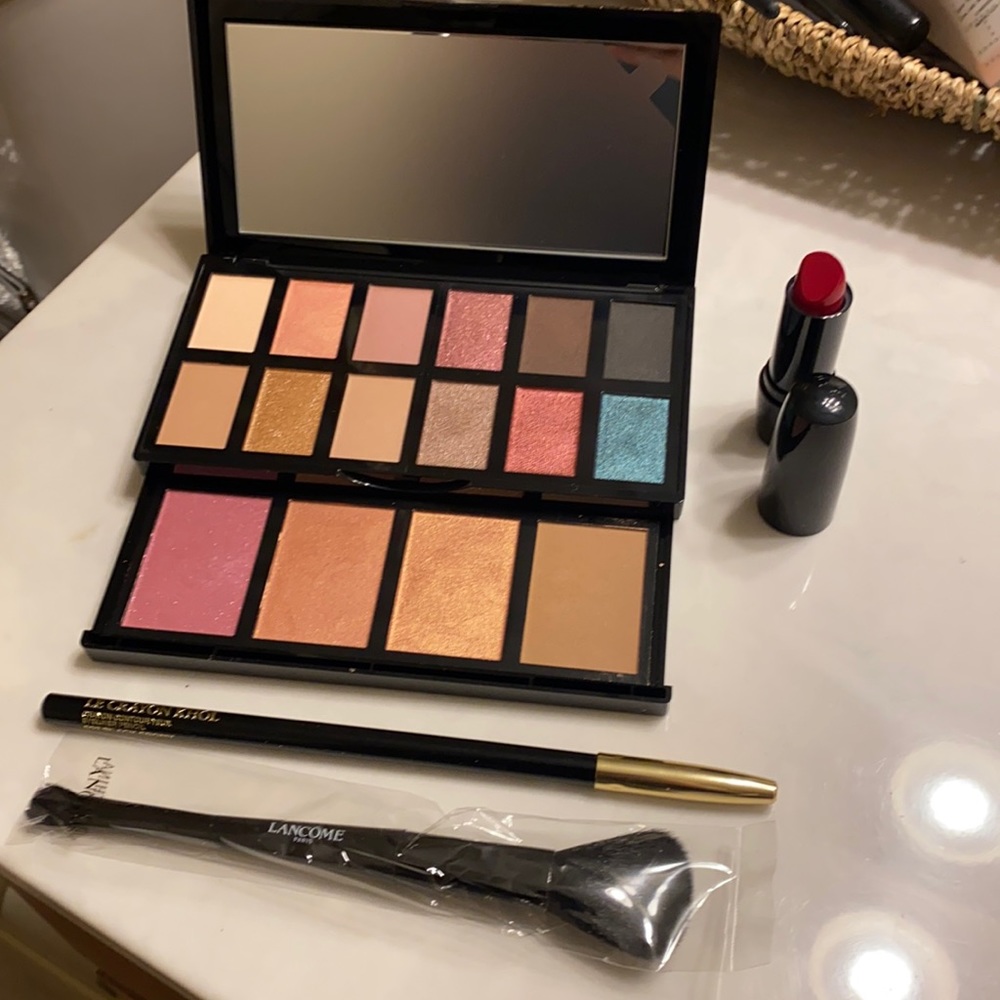 NEW Lancôme Eye & Face Palette bundle
